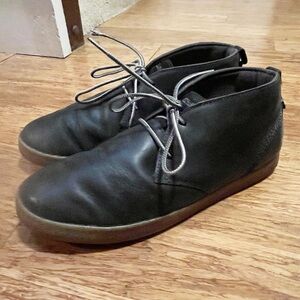 Olukai Kupono Black Leather Lace Up Chukka Boots. Size Men's 9.5
